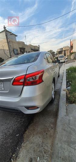 نیسان سێنترا